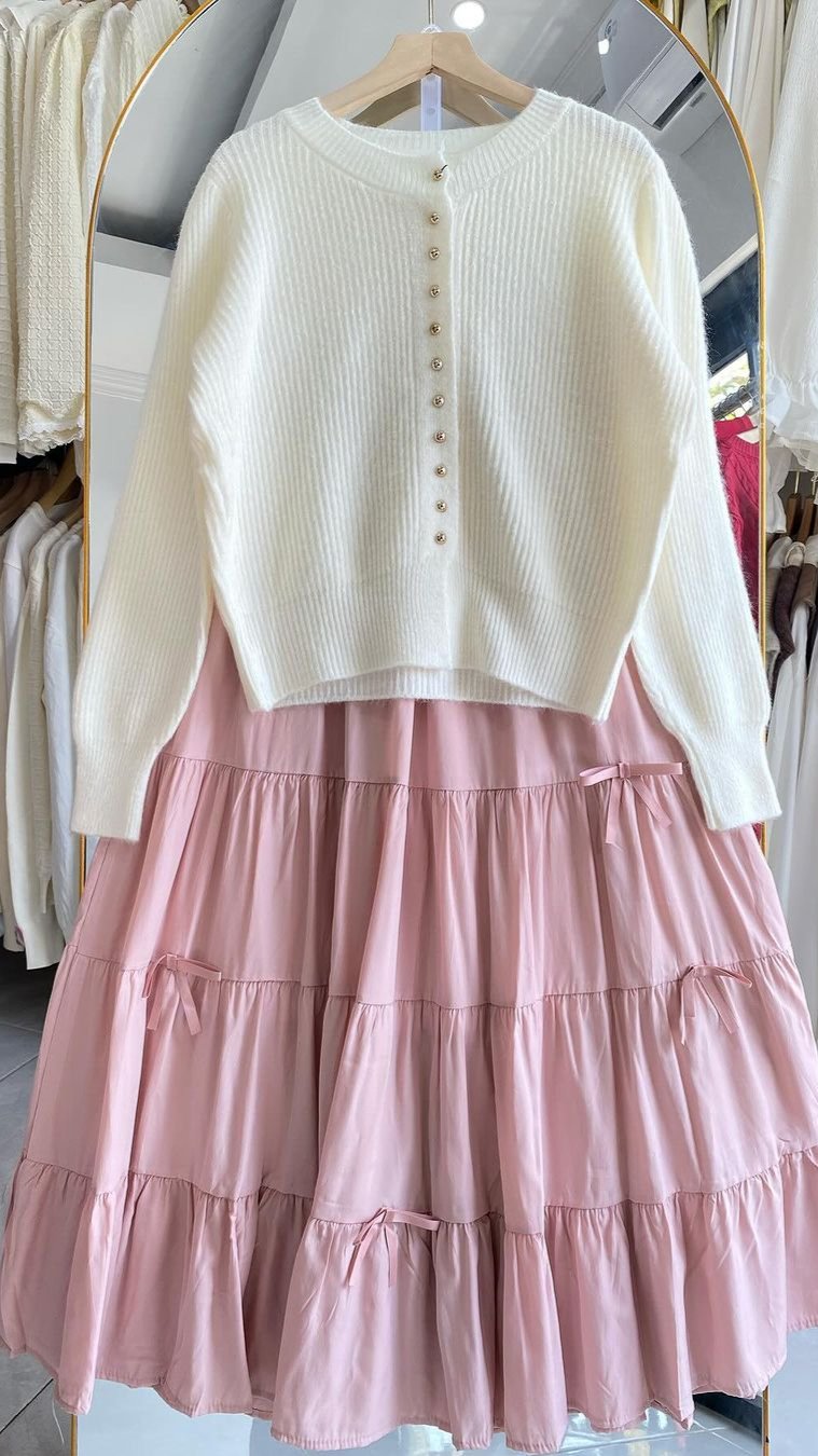 Rosa - Harmonious Skirt and Cardigan Set Made of Cotton